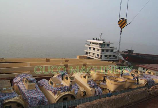 Cargo Handling Marine Crane Used On Vessel Deck Unloading Bulk